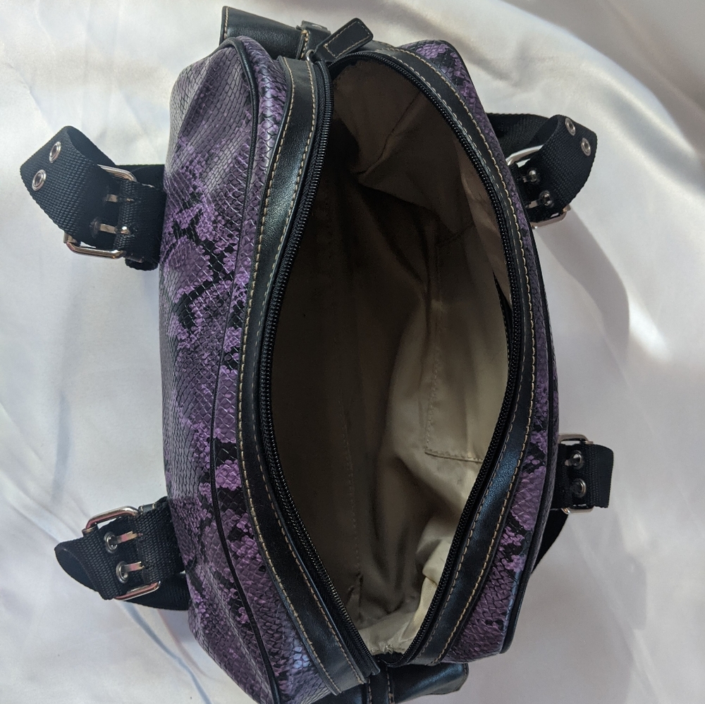 Nine West Purse & Accessories - Picture 5 of 12